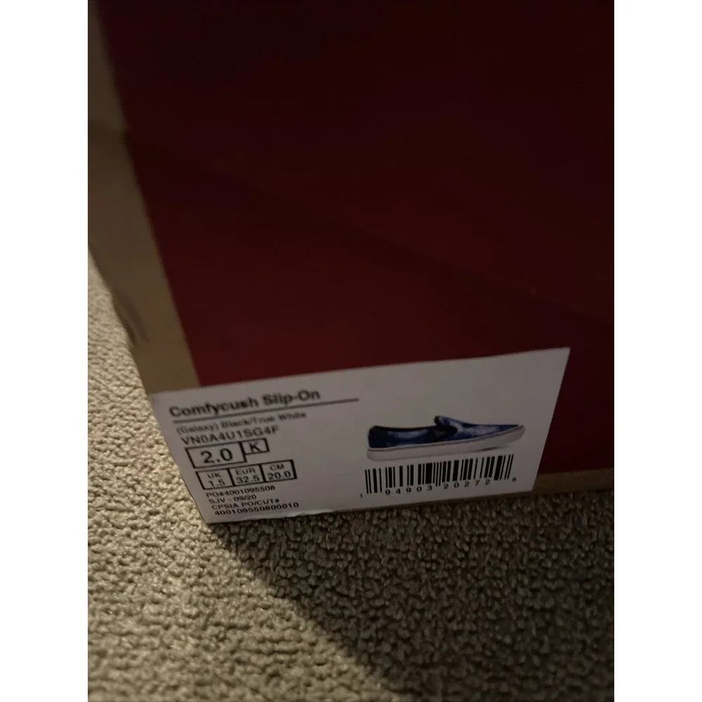 VANS Comfycush Galaxy Slip-Ons Shoes Size 2 Youth In Box (AH)